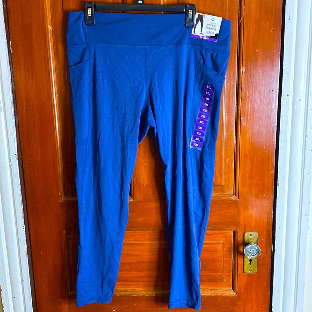 NWT: MemberaMark 7/8 Leggings